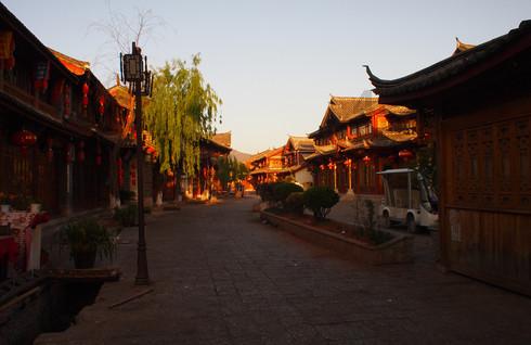 花49年才建成的国家大剧院,为何曾遭多名院士联名上书要求关停?
